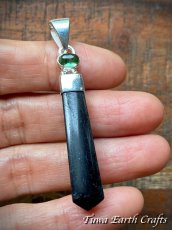 画像2: 【邪気除け・夢の実現・金運アップ】高品質ブラックトルマリン ポイント ペンダントトップ with グリーントルマリン★1点もの スターリングシルバー 天然石 ヒーリングジュエリー スピリチュアル 魔除け 厄除け お守り パワーストーンアクセサリー (2)