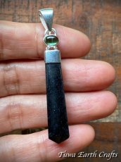 画像1: 【邪気除け・夢の実現・金運アップ】高品質ブラックトルマリン ポイント ペンダントトップ with グリーントルマリン★1点もの スターリングシルバー 天然石 ヒーリングジュエリー スピリチュアル 魔除け 厄除け お守り パワーストーンアクセサリー (1)