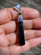 画像11: 【邪気除け・夢の実現・金運アップ】高品質ブラックトルマリン ポイント ペンダントトップ with グリーントルマリン★1点もの スターリングシルバー 天然石 ヒーリングジュエリー スピリチュアル 魔除け 厄除け お守り パワーストーンアクセサリー (11)