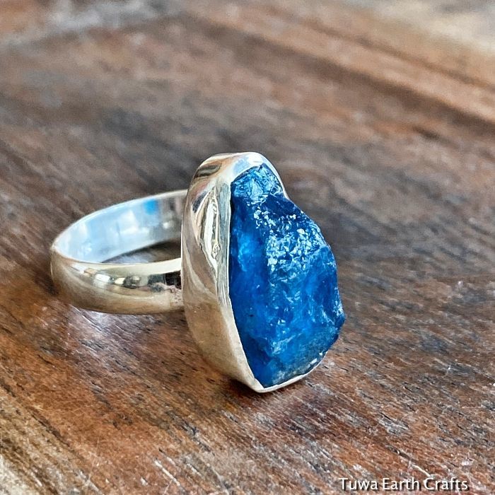 1点物 高品質 ブルーアパタイト原石シルバーリング 指輪11号