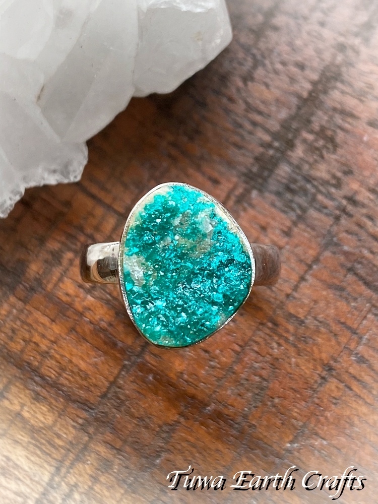 【生命力アップ・解毒・精神安定】大ぶり高品質ダイオプテーズ（カザフスタン産）原石 リング 指輪 11号★翠銅鉱 鉱物お守りパワーストーン天然石ジュエリー ヒーリングストーンアクセサリー